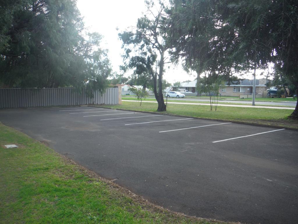 Restawile Motel Busselton Exteriör bild