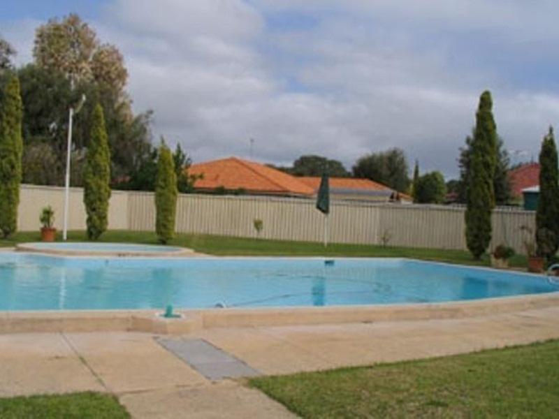 Restawile Motel Busselton Exteriör bild